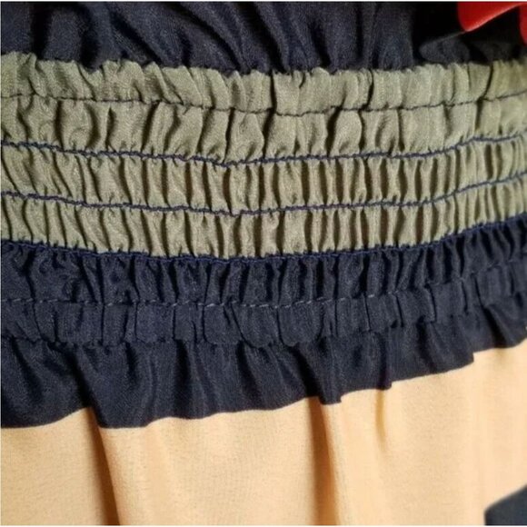 BCBGeneration Keyhole Back Dress Women's Size Small Stripe Smocked Waist Pockets - Picture 8 of 10